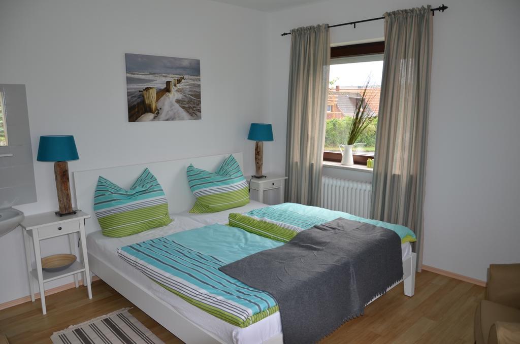 Hotel & Ferienunterkuenfte Hus Seeblick Fehmarn Room photo